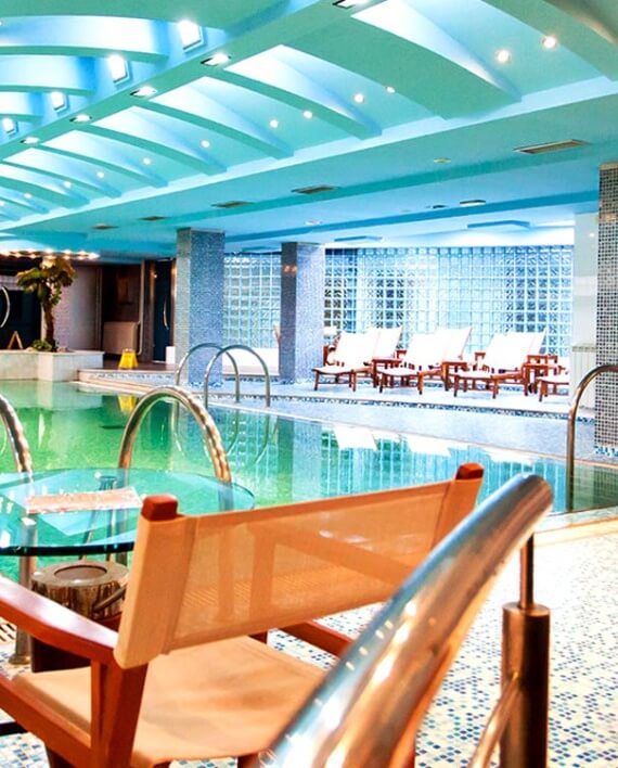 Hotel Park Novi Sad Pool 570x708 